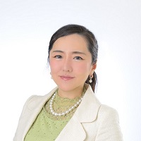 珠希アリサ先生